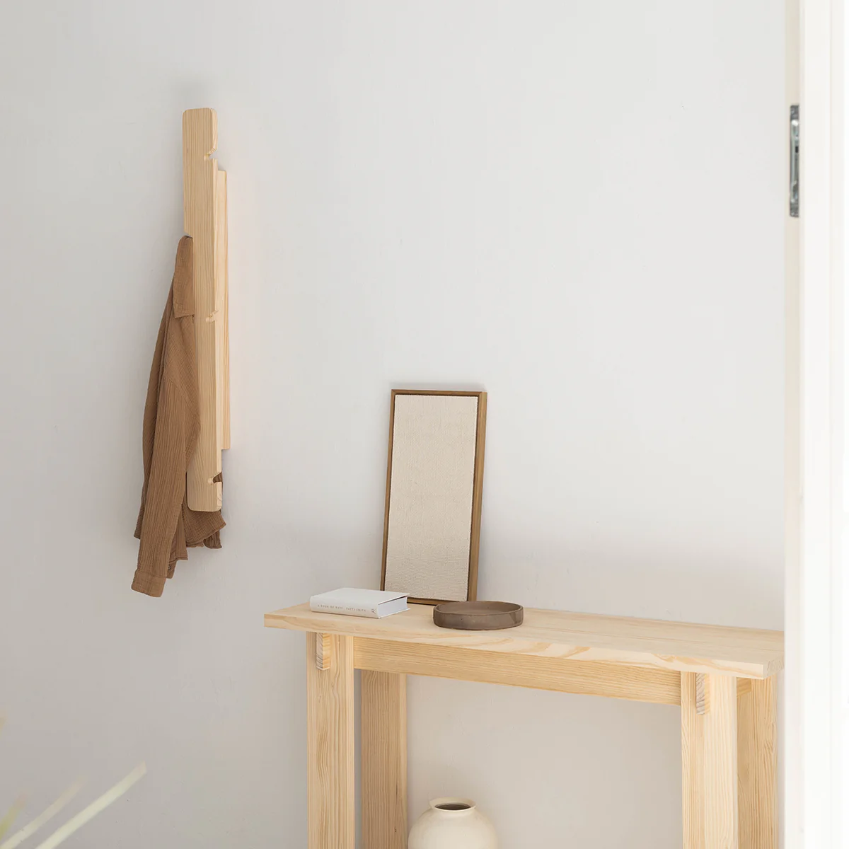 Wall coat rack Saona in solid pine wood 100 cm - Image 2