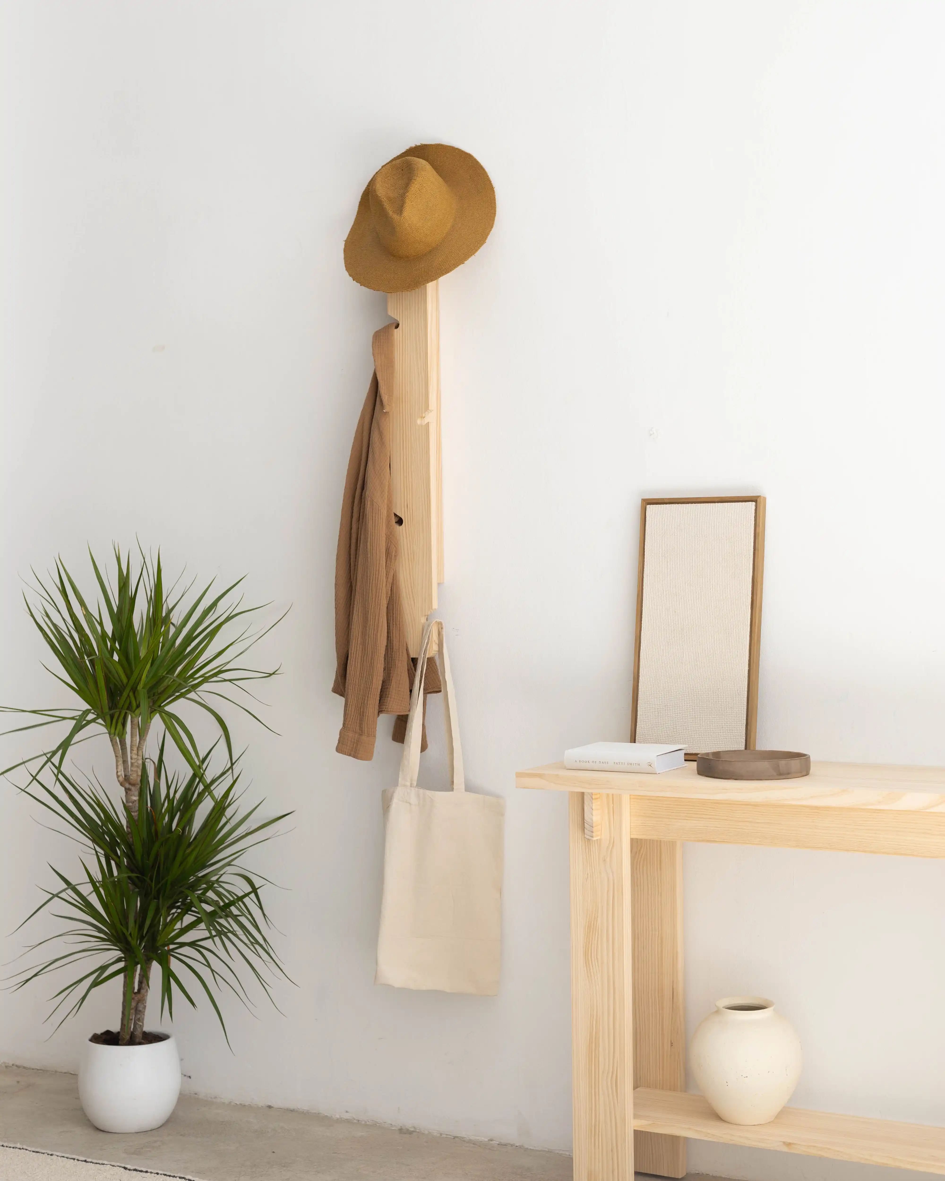 Wall coat rack Saona in solid pine wood 100 cm - Image 3