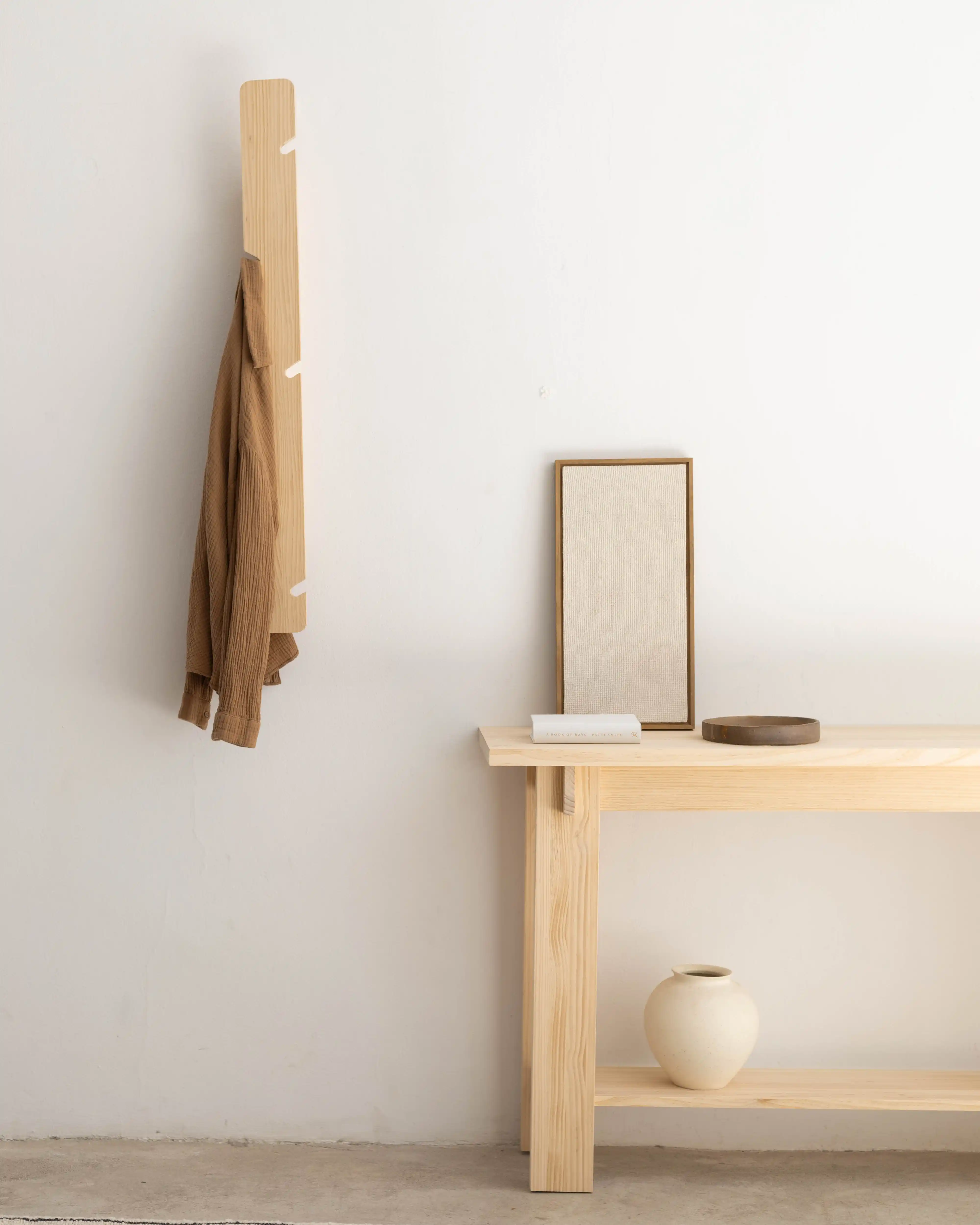 Wall coat rack Saona in solid pine wood 100 cm - Image 5