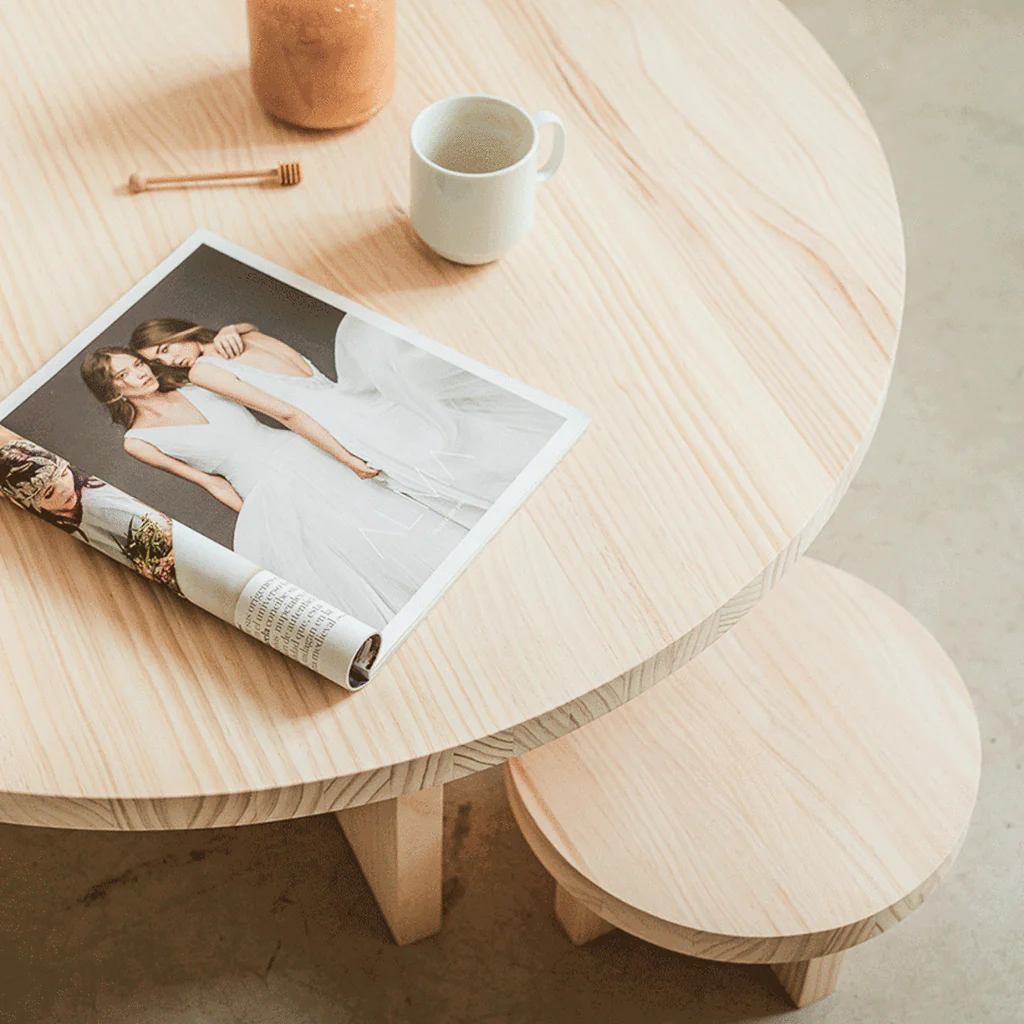 Turqueta - Round coffee table in solid wood 85 cm - Image 5