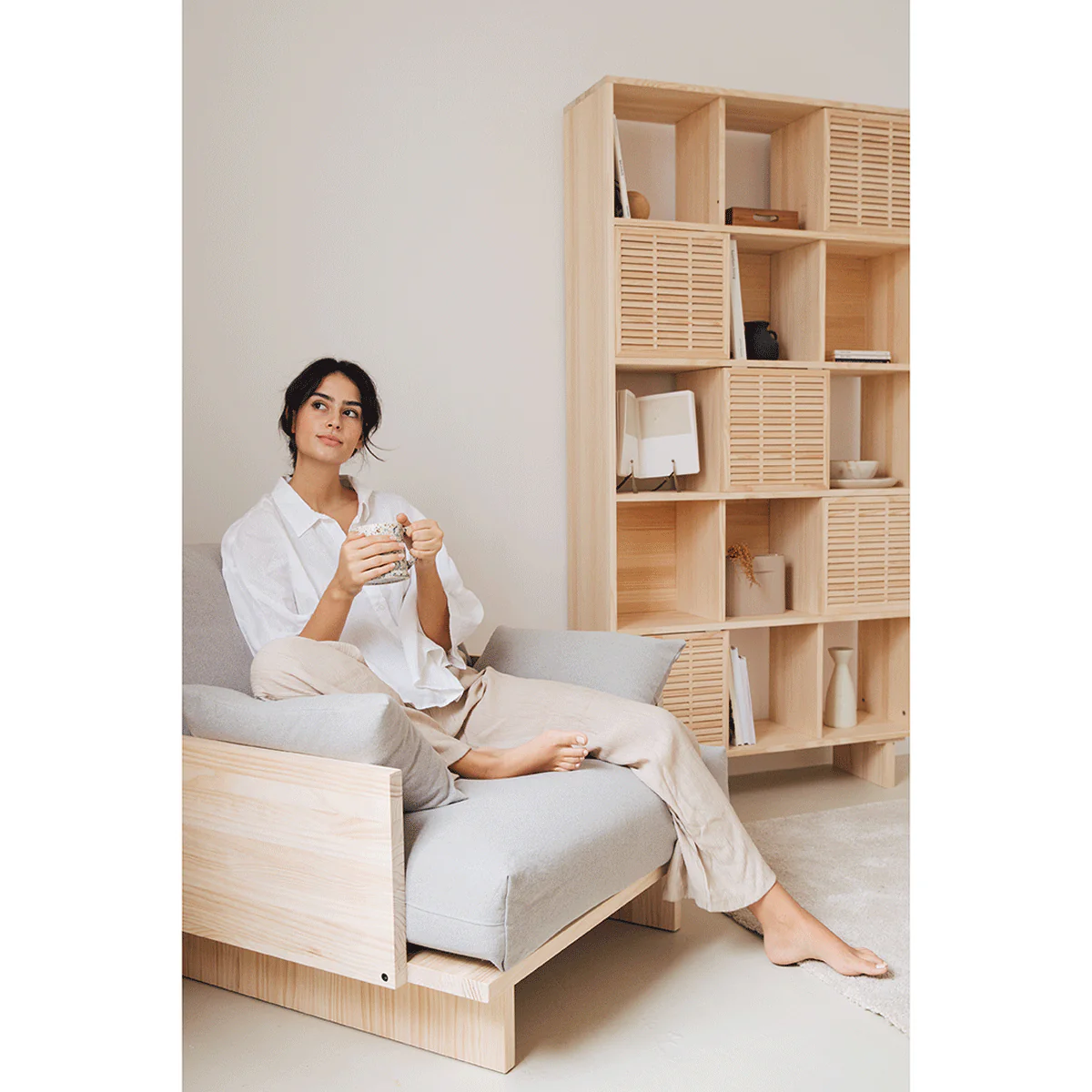 Bookcase Estreta in pine with 5 doors 98 cm - Image 3