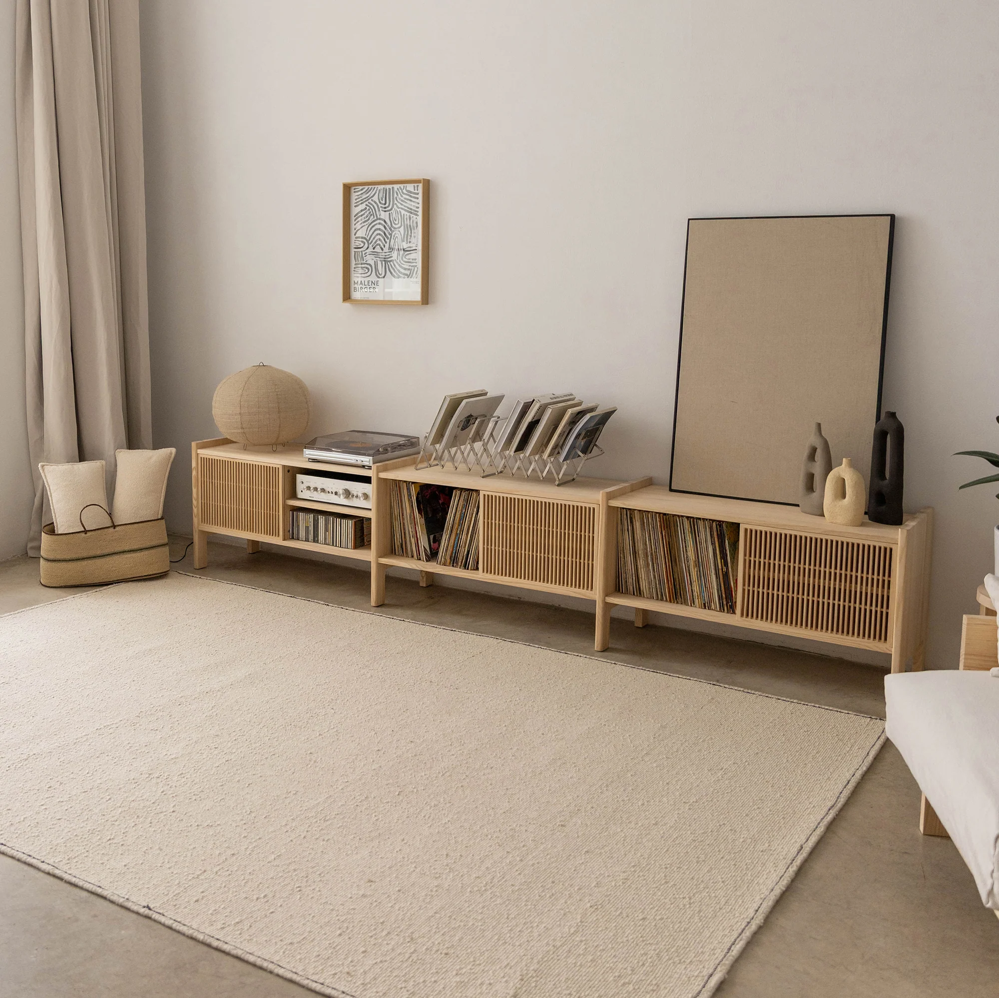 Large Mendia TV furniture in solid wood for vinyl records 3 doors 301 cm - Image 2