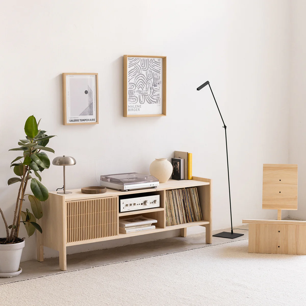 Tarida solid wood TV furniture for vinyl records 1 or 2 doors 151 cm - Image 2
